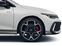 Gebraucht VW Golf VIII Style 265 PS (194 kW) 2025 Weiß Limousine