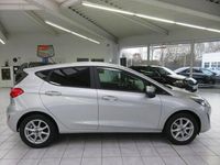 Gebraucht Ford Fiesta Trend 115 PS (84 kW) 2017 Silber Limousine