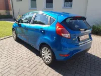 Gebraucht Ford Fiesta Trend 65 PS (47 kW) 2013 Arubablau metallic Kleinwagen