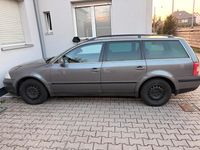 Gebraucht VW Passat 131 PS (96 kW) 2005 Grau Kombi
