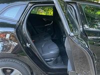 Gebraucht Volvo V40 Momentum 122 PS (89 kW) 2016 Schwarz Limousine