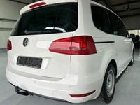 Gebraucht VW Sharan 140 PS (102 kW) 2011 Candyweiss Van / Kleinbus