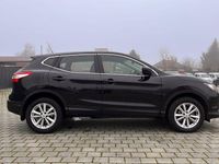 Gebraucht Nissan Qashqai Acenta 116 PS (85 kW) 2017 Schwarz SUV