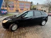 Usado Ford Focus Ghia 101 CV (74 kW) 2008 Negro Utilitario