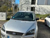 Gebraucht Ford Focus 125 PS (91 kW) 2006 Silber Kleinwagen