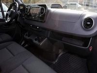 Gebraucht Mercedes Sprinter 190 PS (139 kW) 2025 Arktikweiß Van