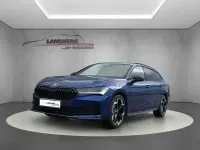 Neu Skoda Superb 193 PS (141 kW) 2025 Cobalt blau metallic Kombi