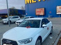 Gebraucht Audi A3 116 PS (85 kW) 2019 Weiß Limousine