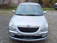 Gebraucht Daihatsu Sirion Plus 58 PS (42 kW) 2004 Silber Kleinwagen