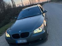 Gebraucht BMW 550 367 PS (269 kW) 2005 Grau Kombi