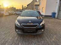Gebraucht Peugeot 2008 Active 110 PS (80 kW) 2015 Schwarz SUV
