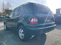 Gebraucht Mercedes ML270 163 PS (119 kW) 2002 Schwarz SUV
