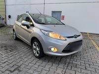 Gebraucht Ford Fiesta 81 PS (59 kW) 2011 Silber Kleinwagen