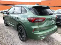 Neu Ford Kuga ST-Line 182 PS (133 kW) 2026 Bursting green metallic SUV