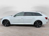 Gebraucht Skoda Superb Style 150 PS (110 kW) 2023 Moonweiss metallic Kombi