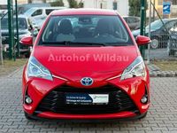 Gebraucht Toyota Yaris Hybrid Comfort 75 PS (55 kW) 2017 Rot Kleinwagen