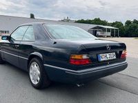 Gebraucht Mercedes E300 179 PS (131 kW) 1990 Blau Coupé