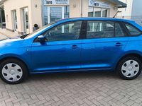 Gebraucht Skoda Rapid 105 PS (77 kW) 2013 Raceblau metallic Kleinwagen