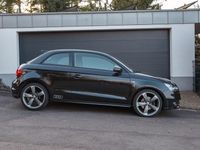 Gebraucht Audi A1 S-Line 122 PS (89 kW) 2011 Schwarz Kleinwagen