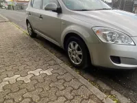 Używany Kia Ceed 104 KM (76 kW) 2007 Srebrny Hatchback