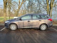 Gebraucht Ford Focus Trend 125 PS (91 kW) 2015 Braun Kombi
