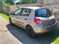 Gebraucht Renault Clio 75 PS (55 kW) 2009 Braun Kleinwagen