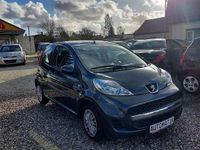 Gebraucht Peugeot 107 Filou 68 PS (50 kW) 2011 Grau Kleinwagen