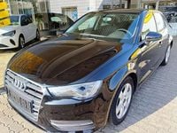 Gebraucht Audi A3 Attraction 105 PS (77 kW) 2013 Brillantschwarz Kombi