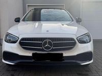 Gebraucht Mercedes E300 Night 320 PS (235 kW) 2022 Weiß Kombi
