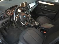 gebraucht BMW 216 Active Tourer d * Scheckheft*Navi*HU*Klimaautomatik*