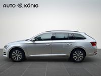Gebraucht Skoda Superb Ambition 150 PS (110 kW) 2022 Brillantsilber metallic Kombi