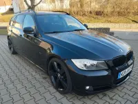 Gebraucht BMW 318 Comfort Edition 143 PS (105 kW) 2010 Black sapphire metallic Kombi