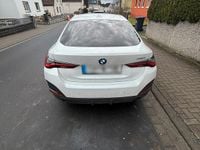 Gebraucht BMW 430 M Sport 245 PS (180 kW) 2021 Weiß Coupé