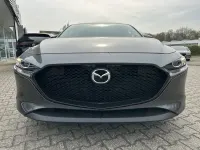 Neu Mazda 3 Nagisa 140 PS (102 kW) 2026 Machine gray Limousine