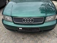 Usata Audi A4 101 CV (74 kW) 1997 Verde Berlina