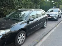 Gebraucht Renault Laguna III 140 PS (102 kW) 2011 Schwarz Kombi
