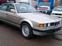 Gebraucht BMW 730 180 PS (132 kW) 1986 Gold Limousine