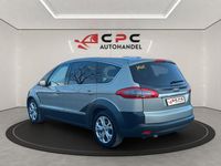 Gebraucht Ford S-MAX Titanium 140 PS (102 kW) 2010 Gold Van / Kleinbus