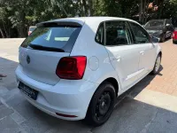 Gebraucht VW Polo Trendline 75 PS (55 kW) 2016 Weiß Limousine