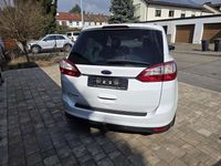 Gebraucht Ford Grand C-Max Titanium 150 PS (110 kW) 2016 Frostweiß Van / Kleinbus