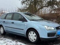 Używany Ford Focus 101 KM (74 kW) 2005 Niebieski Kombi