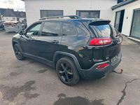Gebraucht Jeep Cherokee Night Eagle 200 PS (147 kW) 2017 Diamond black crystal p/c SUV