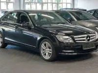 Gebraucht Mercedes C350 Avantgarde 231 PS (169 kW) 2011 Obsidianschwarz Limousine