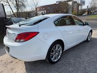 Gebraucht Opel Insignia Sport 160 PS (117 kW) 2011 Weiß Limousine
