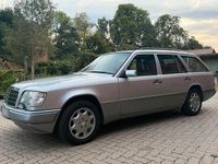 Gebraucht Mercedes E320 220 PS (161 kW) 1993 Silber Kombi