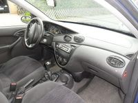 Gebraucht Ford Focus 116 PS (85 kW) 1999 Blau Kombi