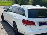Usata Mercedes E300 231 CV (169 kW) 2015 Bianco Berlina