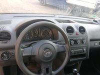 Second-hand VW Caddy Trendline 102 CP (75 kW) 2012 Monovolum