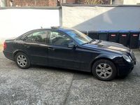 Gebraucht Mercedes E280 Avantgarde 190 PS (139 kW) 2007 Schwarz Limousine