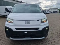 Neu Fiat Doblò 102 PS (75 kW) 2026 549 Van / Kleinbus